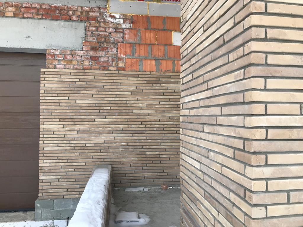 Богандинский КЗ кирпич ручной формовки полнотелый лицевой РИГЕЛЬ