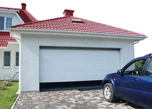 Гаражные секционные ворота «Алютех»