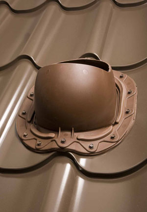 Новинка от «SK Tuote»: универсальный проходной элемент «Muotokate» для металлочерепицы