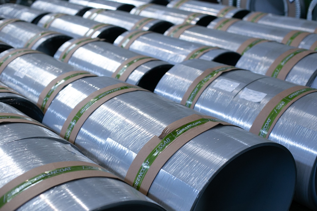 Штрипса (Ш 0.625м) 0.50мм GreenCoat Pural Matt BT с пленкой {длины по спецификации}, серый купить в Санкт-Петербурге Штрипса (Ш 0.625м) 0.50мм GreenCoat Pural Matt BT с пленкой {длины по спецификации}, серый