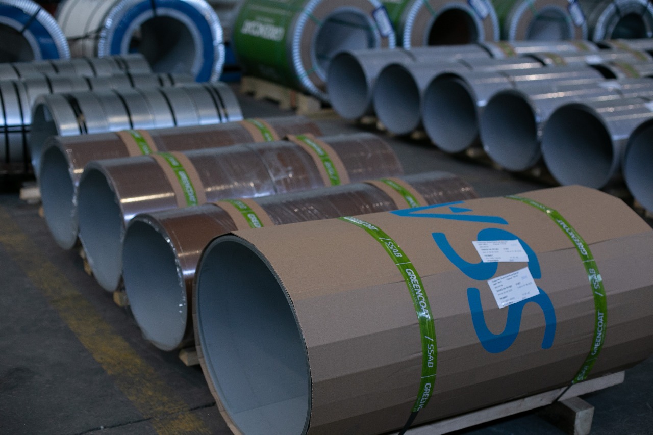 Штрипса (Ш 0.625м) 0.50мм GreenCoat Pural Matt BT с пленкой {длины по спецификации} купить в Санкт-Петербурге Штрипса (Ш 0.625м) 0.50мм GreenCoat Pural Matt BT с пленкой {длины по спецификации}