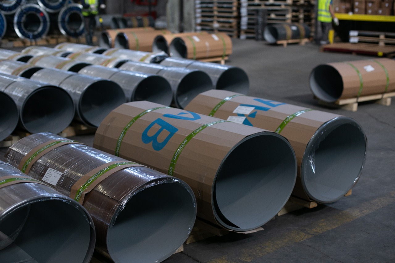 Штрипса (Ш 0.625м) 0.50мм GreenCoat Pural Matt BT с пленкой {длины по спецификации} купить в Санкт-Петербурге Штрипса (Ш 0.625м) 0.50мм GreenCoat Pural Matt BT с пленкой {длины по спецификации}