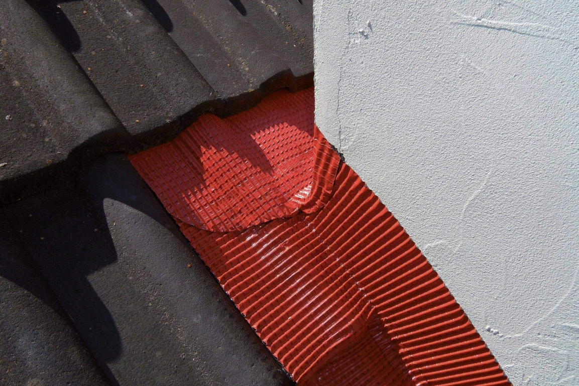 Лента для примыкания DELTA TOP FLEXX 30см х 5м коричневый купить в Санкт-Петербурге