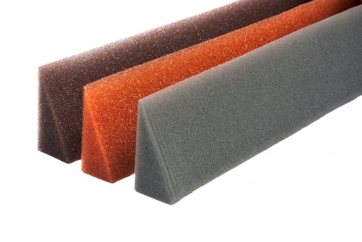 Уплотнитель клиновидный Standart (самоклеящийся) 50х1000мм DR