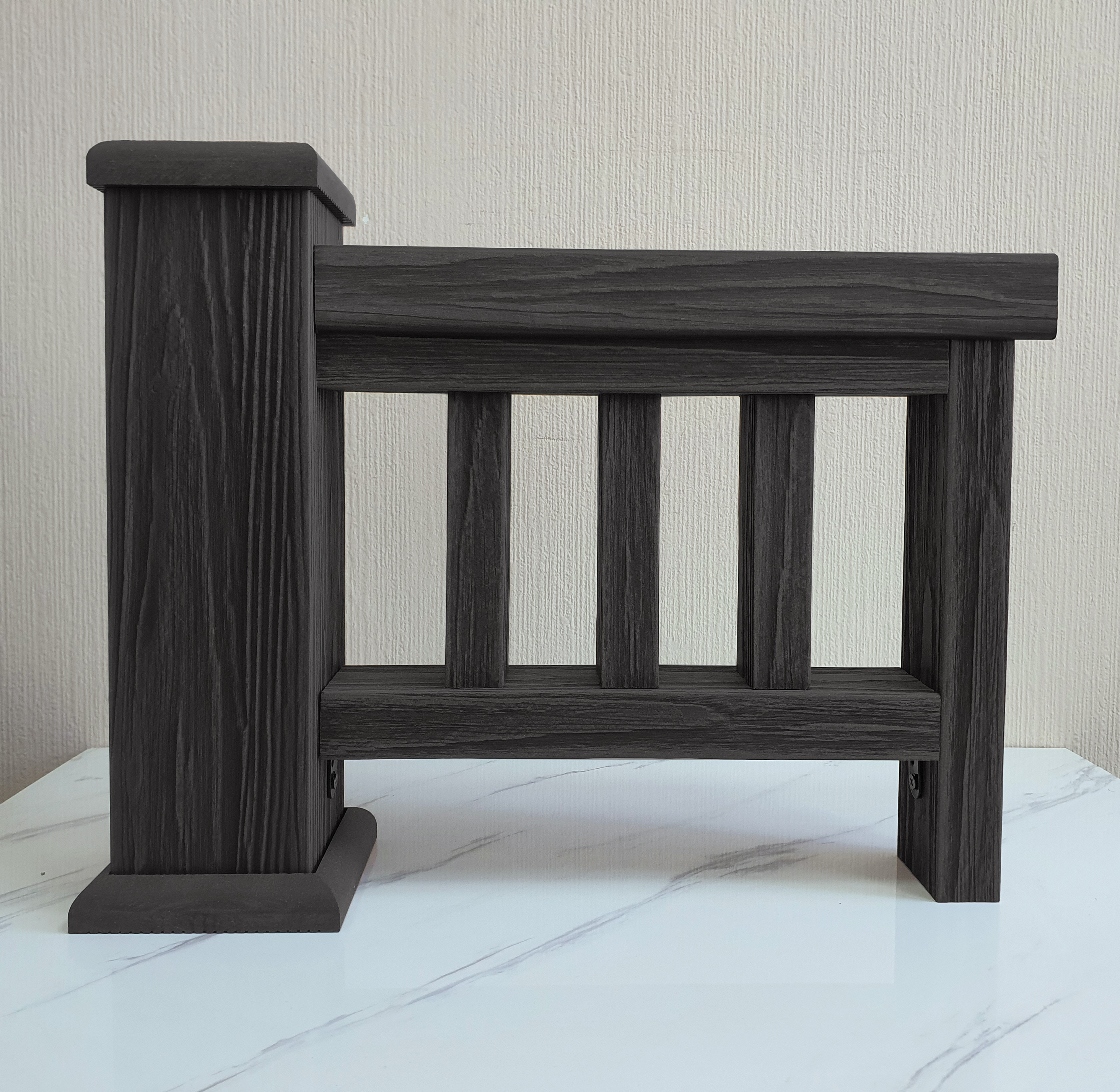 Подбалясенник ТЕРРАпол 3D Черное Дерево 69х35х2400мм