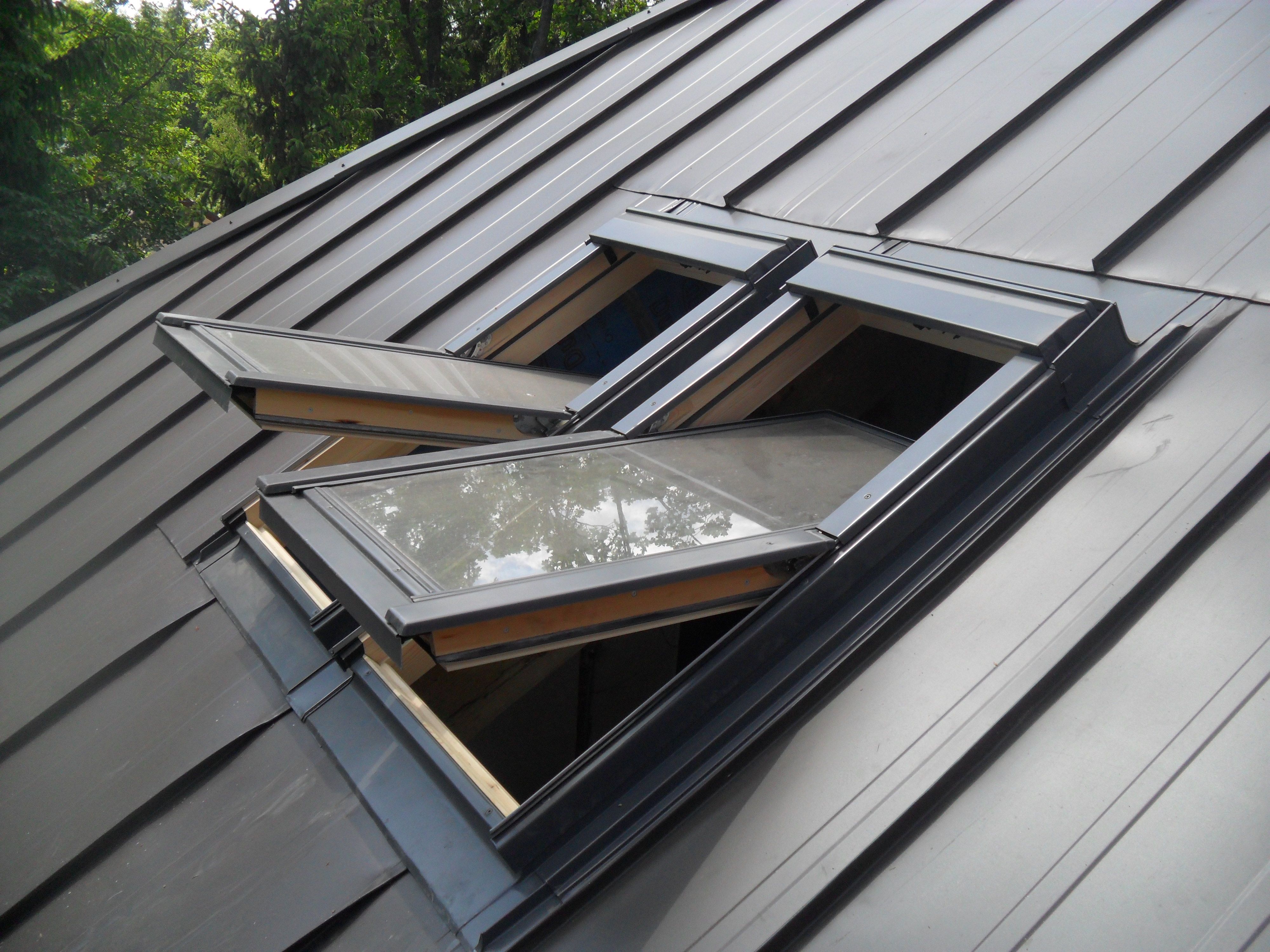 Глухое мансардное окно своими руками