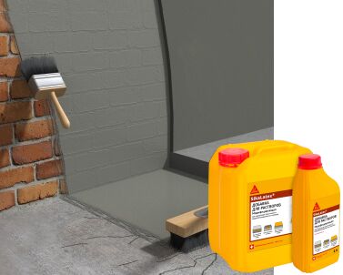 SikaLatex 5 л Жидкая добавка для мелкозернистых смесей на цементной основе, белый